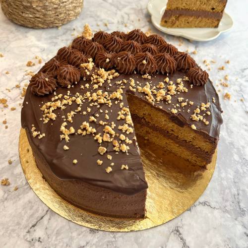 pastel de avellana y chocolate sin gluten y sin lácteos