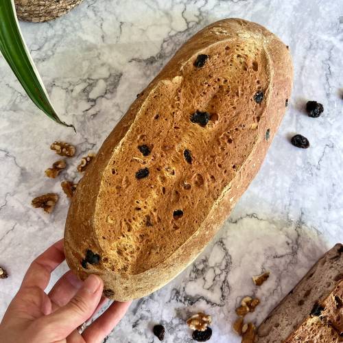 hogaza de nueces y pasas sin gluten